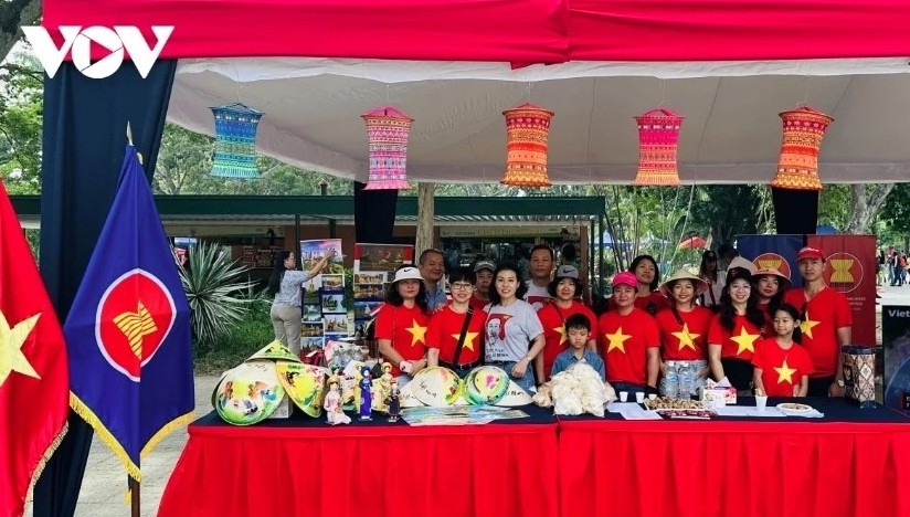 Vietnamese cuisine-a cultural bridge connecting Vietnam with international friends